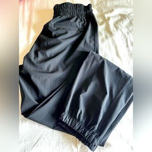 Lululemon Swiftly Joggers 6